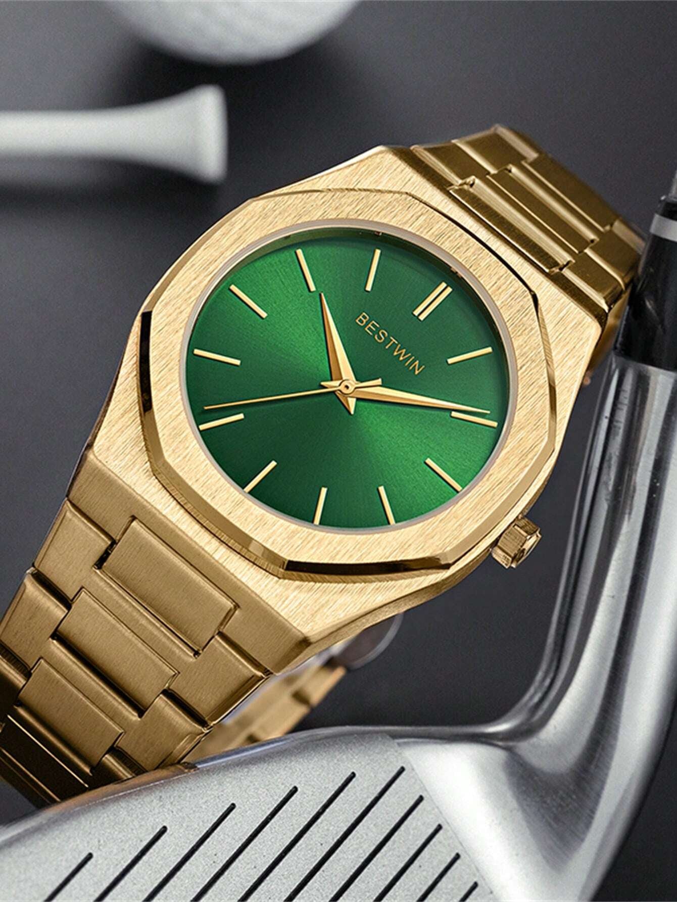 GORBEN Men round Pointer Quartz Watch Father
