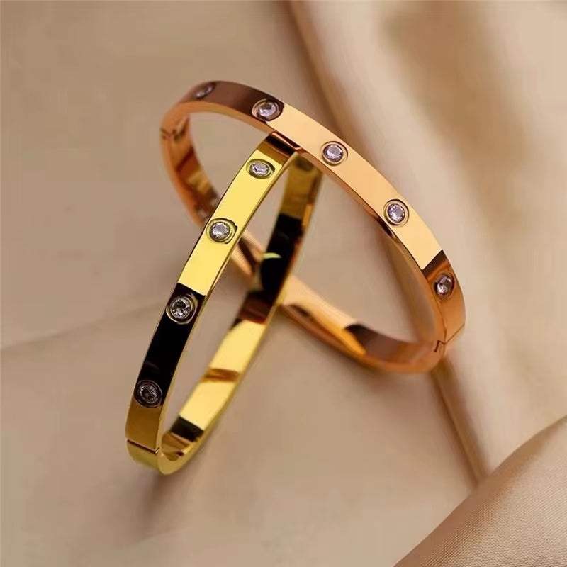 2024 New Trendy Crystal Love Bangles Cubic Zirconia Bracelets Couple Luxuxy Jewelry Stainless Steel Bangles for Women Gift Sl295
